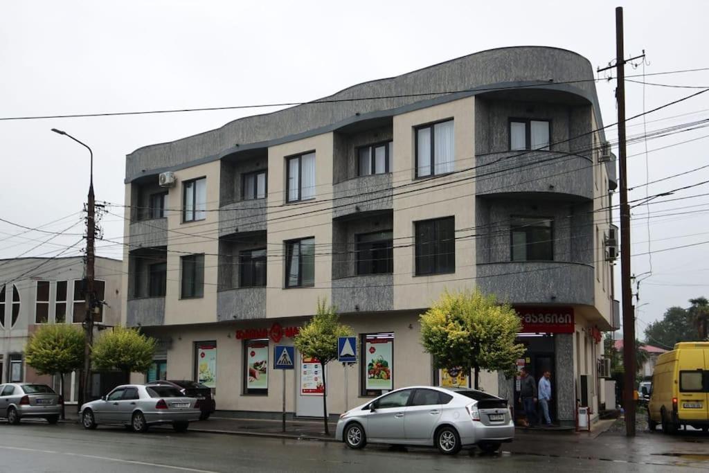 Persona Rooms Sugdidi Exterior foto